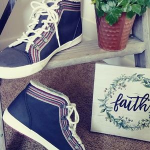 Roxy sneaker boot sz10